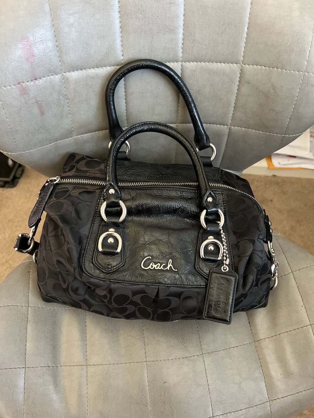 Coach - Picture 2 of 6